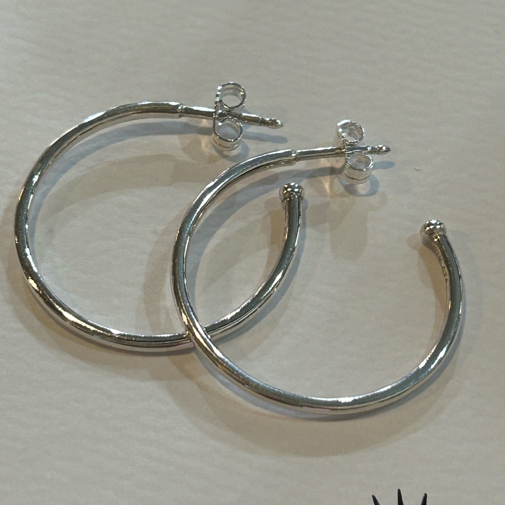 Retired Compose Medium Post Hoops - image 4